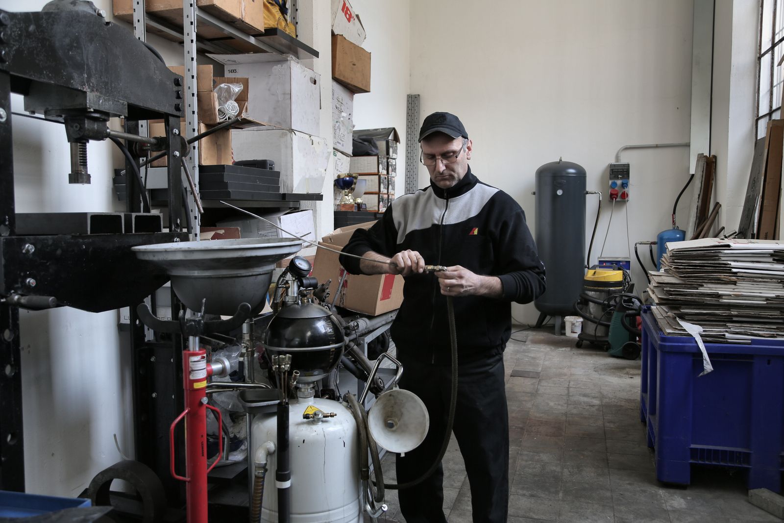 Intervention sur un équipement mécanique en atelier